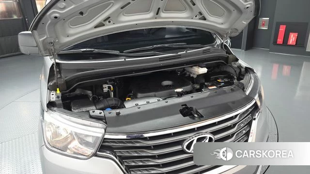Hyundai The New Grand Starex id 5047902 из Кореи 16