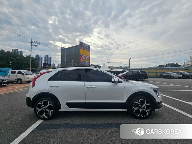 Kia Di Ol Nu Niro id 5032706 из Кореи 10