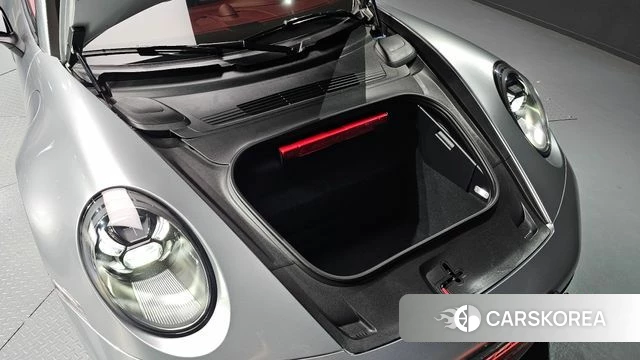 Porsche 911(992) id 5018299 из Кореи 26