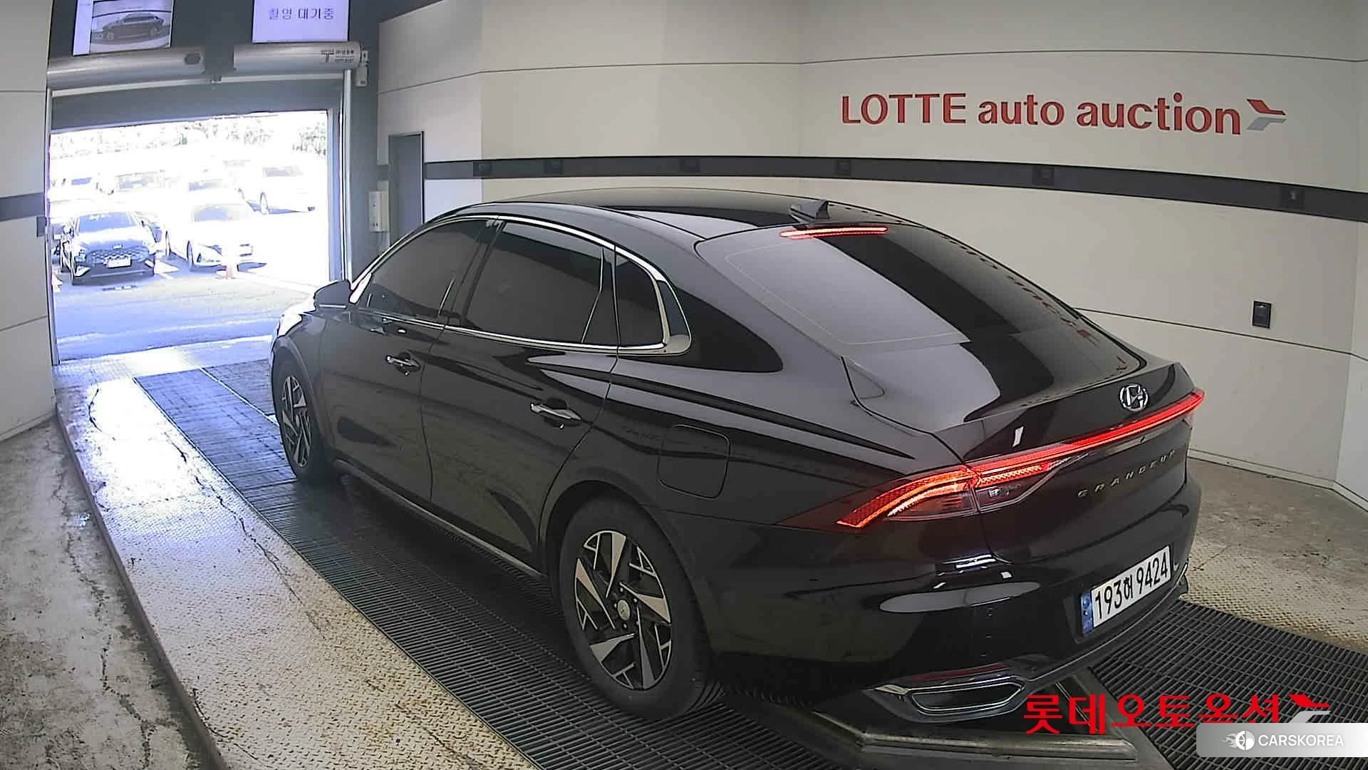 Hyundai Grandeur Hybrid id 4990084 из Кореи 33