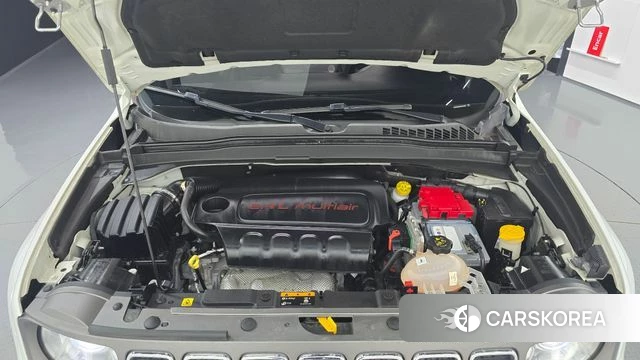 Jeep Renegade id 4930789 из Кореи 29