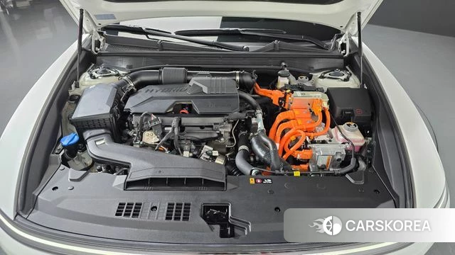 Hyundai Grandeur Hybrid (GN7) id 5011106 из Кореи 34