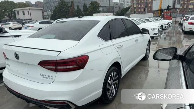 Volkswagen Lavida 2023 Белый из Китая, фото 6
