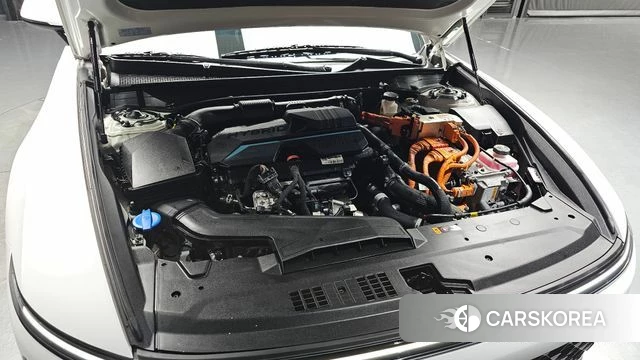 Hyundai Grandeur Hybrid (GN7) id 4762932 из Кореи 16