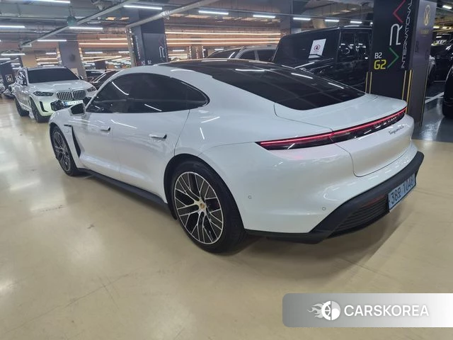 Porsche Taycan id 4654044 из Кореи 16