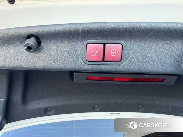 Mercedes-Benz C-class 2022 Белый из Китая, фото 6
