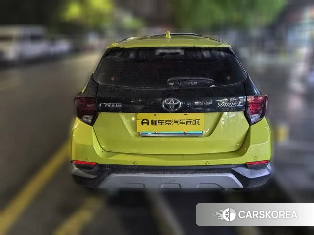Toyota Yaris L 2021 Желтый из Китая, фото 6