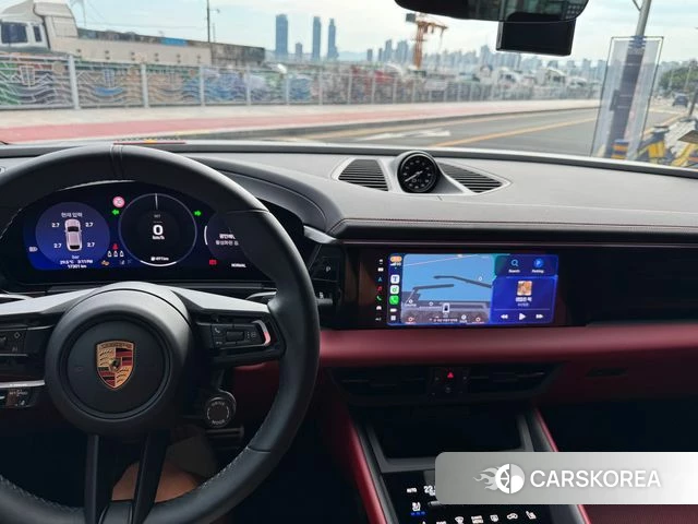 Porsche Makan EV id 4757106 из Кореи 16