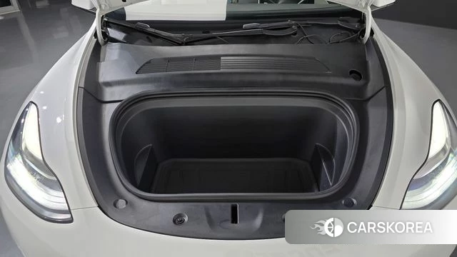 Tesla Model Y id 5012883 из Кореи 33