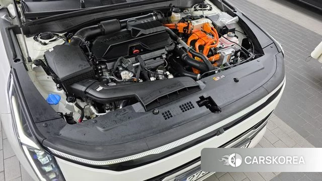 Kia The New K8 Hybrid id 5032662 из Кореи 32