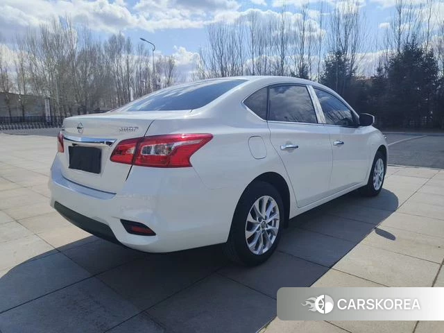 Nissan Sylphy 2025 Белый из Китая, фото 6