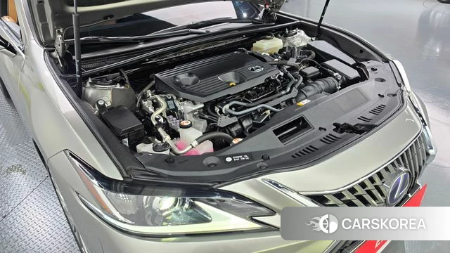 Lexus ES300h 7th generation id 5040860 из Кореи 16