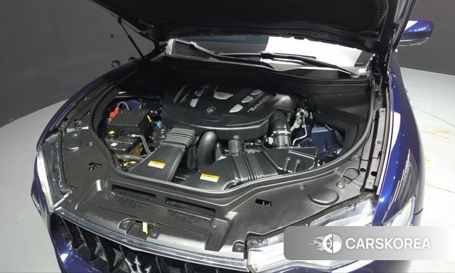 Maserati Levante id 4993655 из Кореи 29