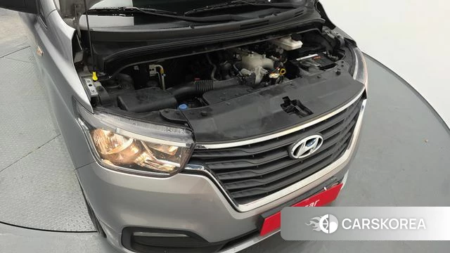 Hyundai The New Grand Starex id 4605299 из Кореи 16