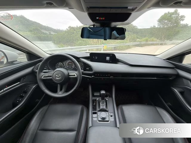 Mazda 3 2024 Белый из Китая, фото 6