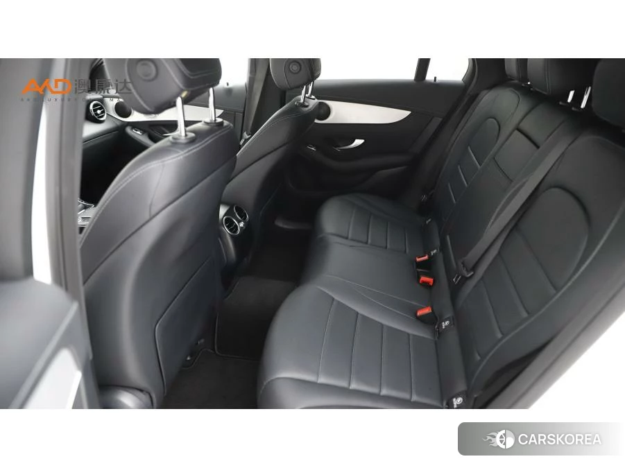 Mercedes-Benz GLC 2021 Белый из Китая, фото 6