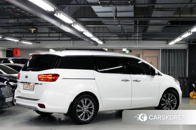 Kia The New Carnival id 5031139 из Кореи 16