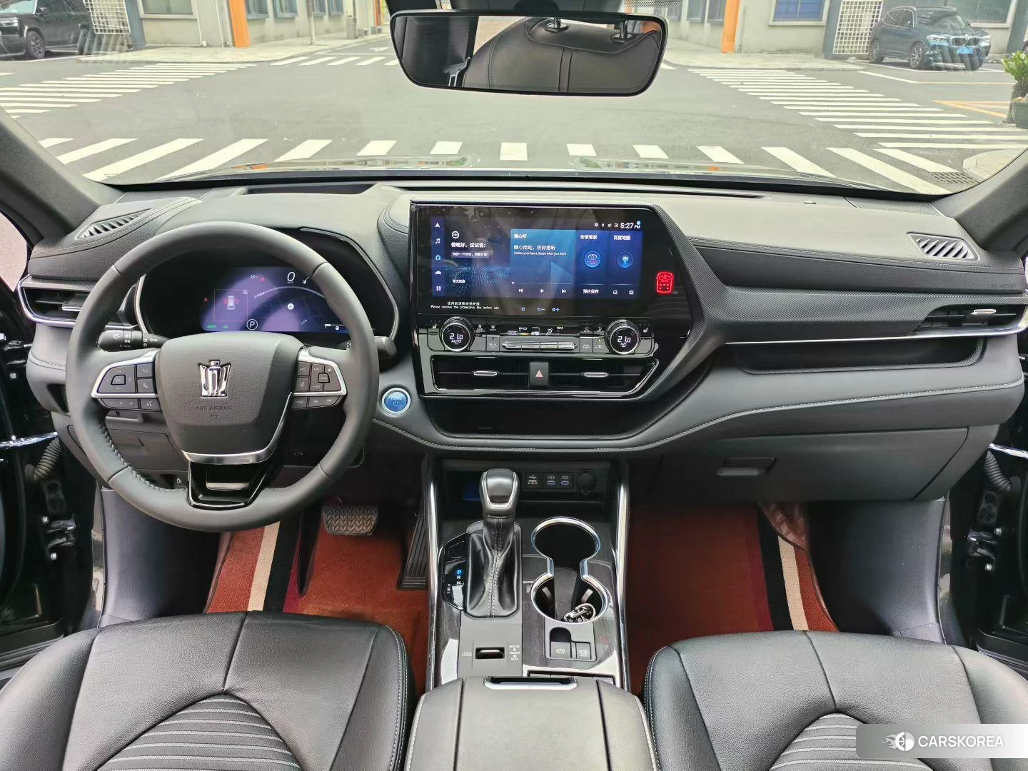 Toyota Crown 2021 Черный из Китая, фото 6