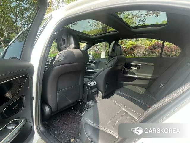Mercedes-Benz C-class 2024 Белый из Китая, фото 6