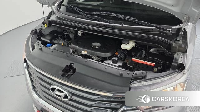 Hyundai The New Grand Starex id 4959440 из Кореи 26