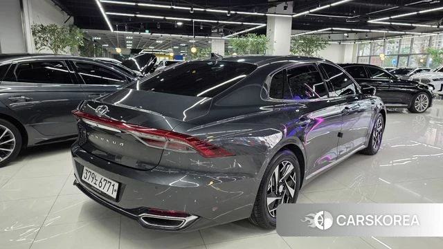 Hyundai The New Grandeur IG Hybrid id 4977436 из Кореи 16