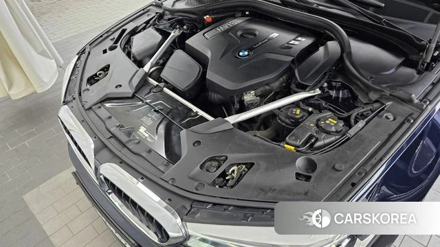 BMW 5 Series (G30) id 4978103 из Кореи 27