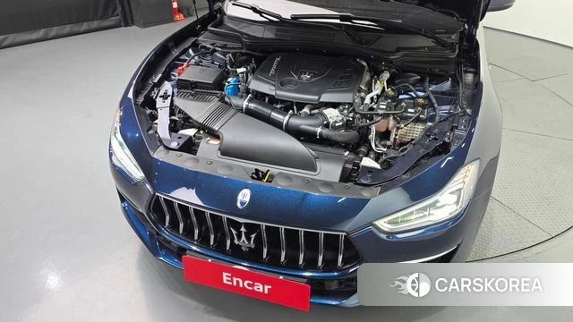 Maserati Ghibli id 4899180 из Кореи 16