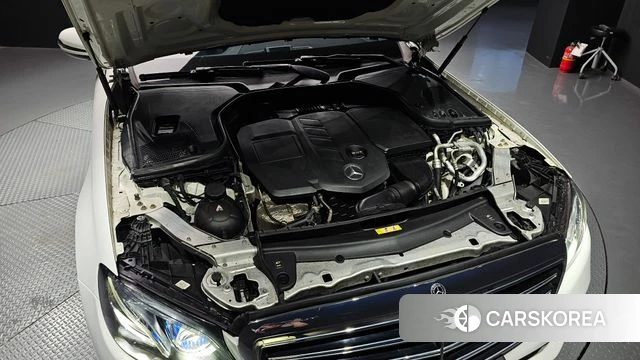 Mercedes-Benz E-Class W213 id 4987944 из Кореи 29