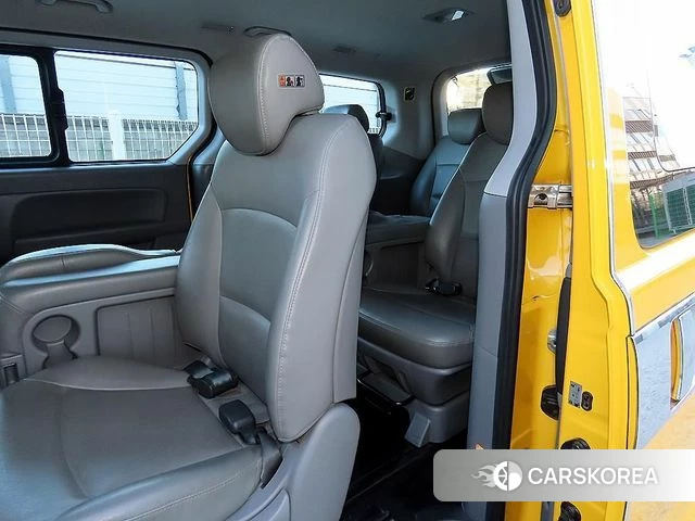 Hyundai The New Grand Starex id 5054697 из Кореи 16