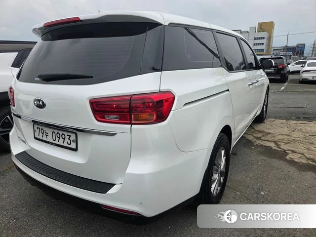 Kia The New Carnival id 5023638 из Кореи 16
