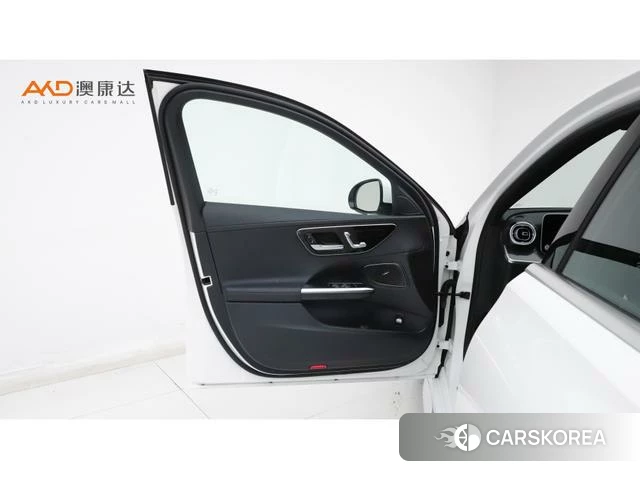 Mercedes-Benz C-class 2024 Белый из Китая, фото 6