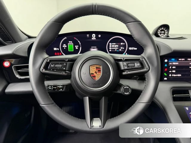 Porsche Taycan id 4686608 из Кореи 16