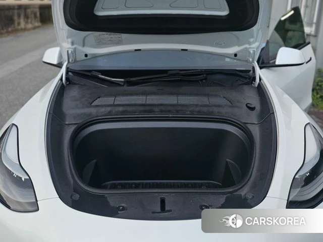 Tesla Model Y id 4706757 из Кореи 10
