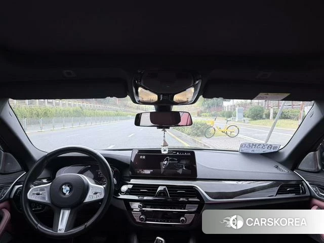 BMW 5 series 2023 Черный из Китая, фото 6