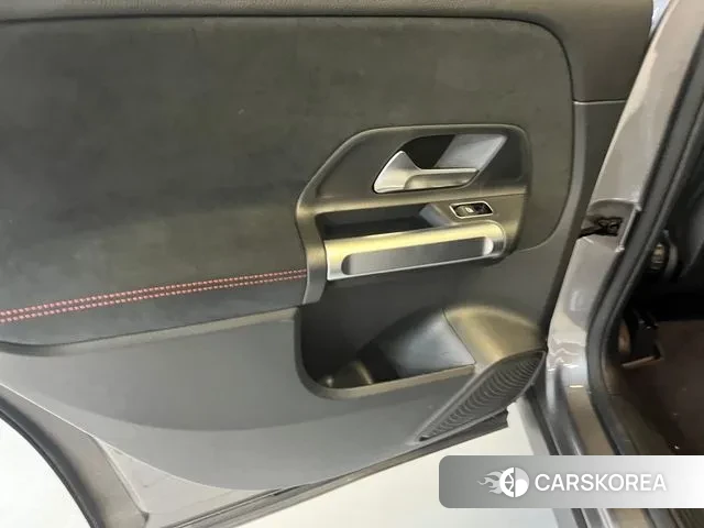 Mercedes-Benz GLB-Class X247 2022 Серый из Кореи, фото 6