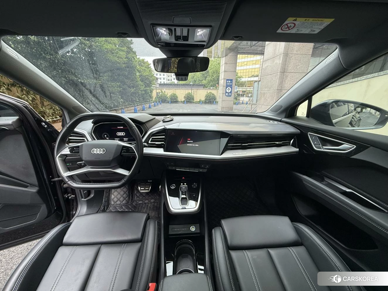 Audi Q4 2023 Темно-серый из Китая, фото 6