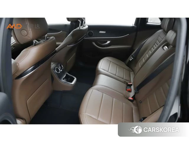 Mercedes-Benz E-Class 2022 Черный из Китая, фото 6