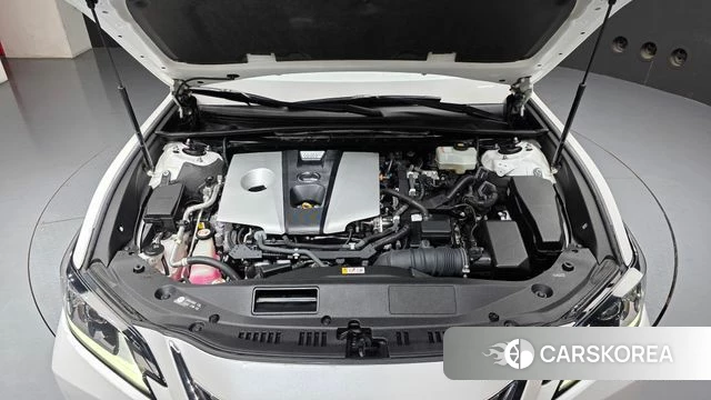 Lexus ES300h 7th generation id 5048075 из Кореи 16