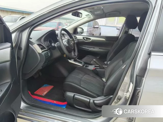 Nissan Sylphy 2023 Темно-серый из Китая, фото 6