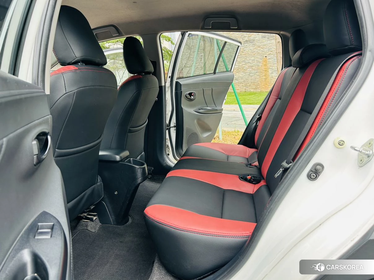 Toyota Yaris L 2021 Белый из Китая, фото 6