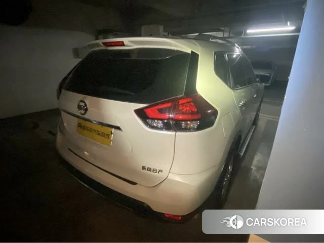 Nissan X-Trail 2021 Белый из Китая, фото 6