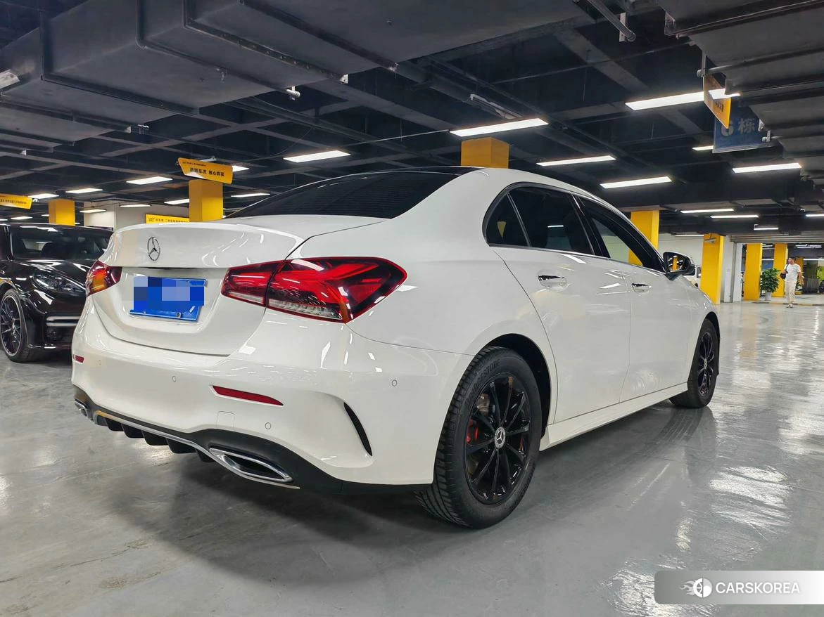 Mercedes-Benz A-Class 2018 Белый из Китая, фото 6
