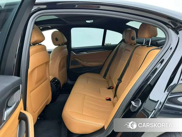 BMW 5 series 2021 Черный из Китая, фото 6