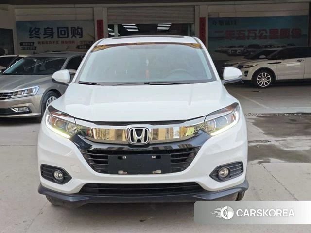 Honda Vezel 2021 Белый из Китая, фото 6