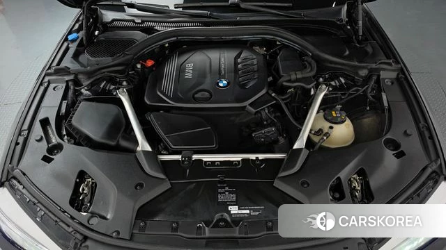 BMW 5 Series (G30) id 4937796 из Кореи 35