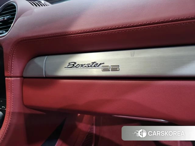 Porsche 718 Boxster 2022 Серебряный из Кореи, фото 6