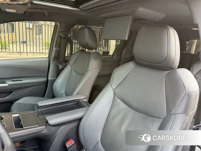 Toyota Sienna 2022 Черный из Китая, фото 6