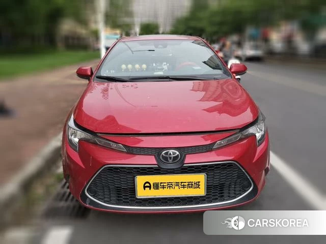 Toyota Levin 2021 Красный из Китая, фото 6