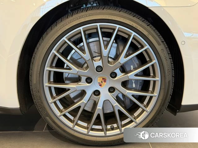 Porsche Panamera (976) id 4706181 из Кореи 16