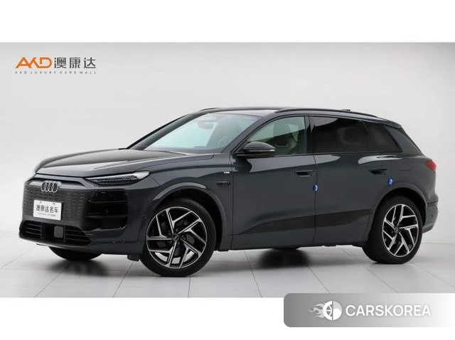 Audi Q6L 2025 Темно-серый из Китая, фото 6